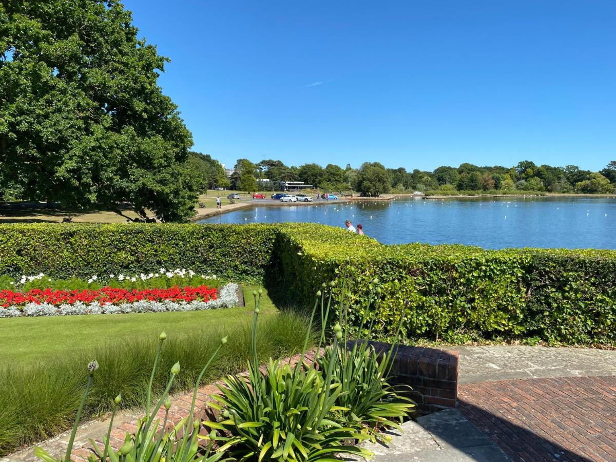 Отель Poole Park House Экстерьер фото