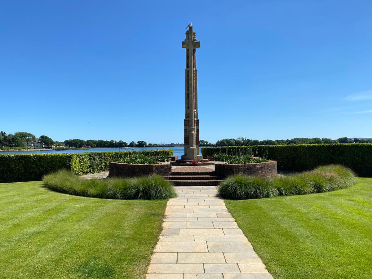 Отель Poole Park House Экстерьер фото