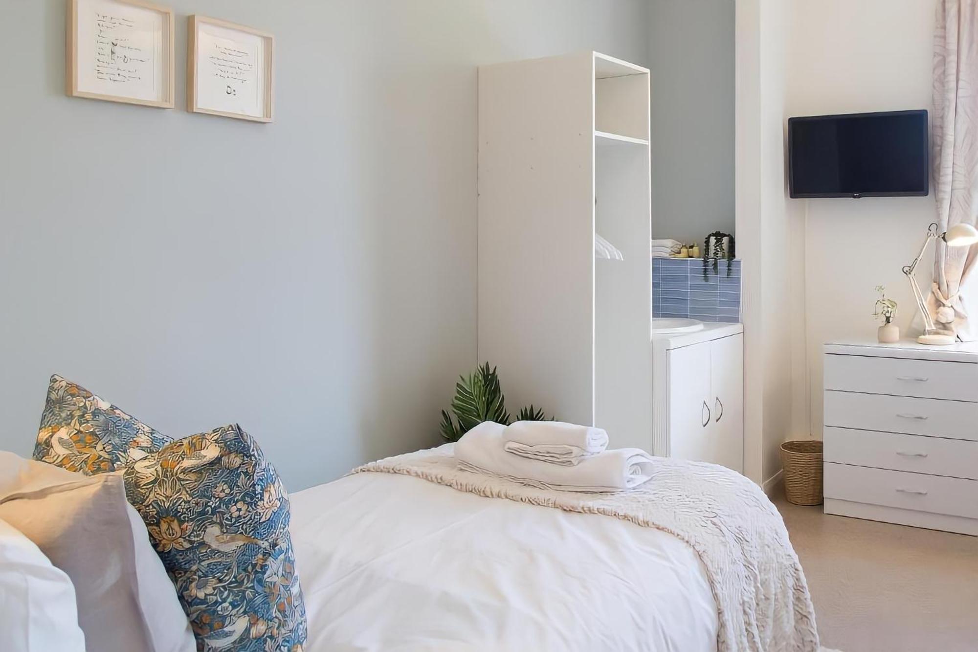 Отель Poole Park House Экстерьер фото