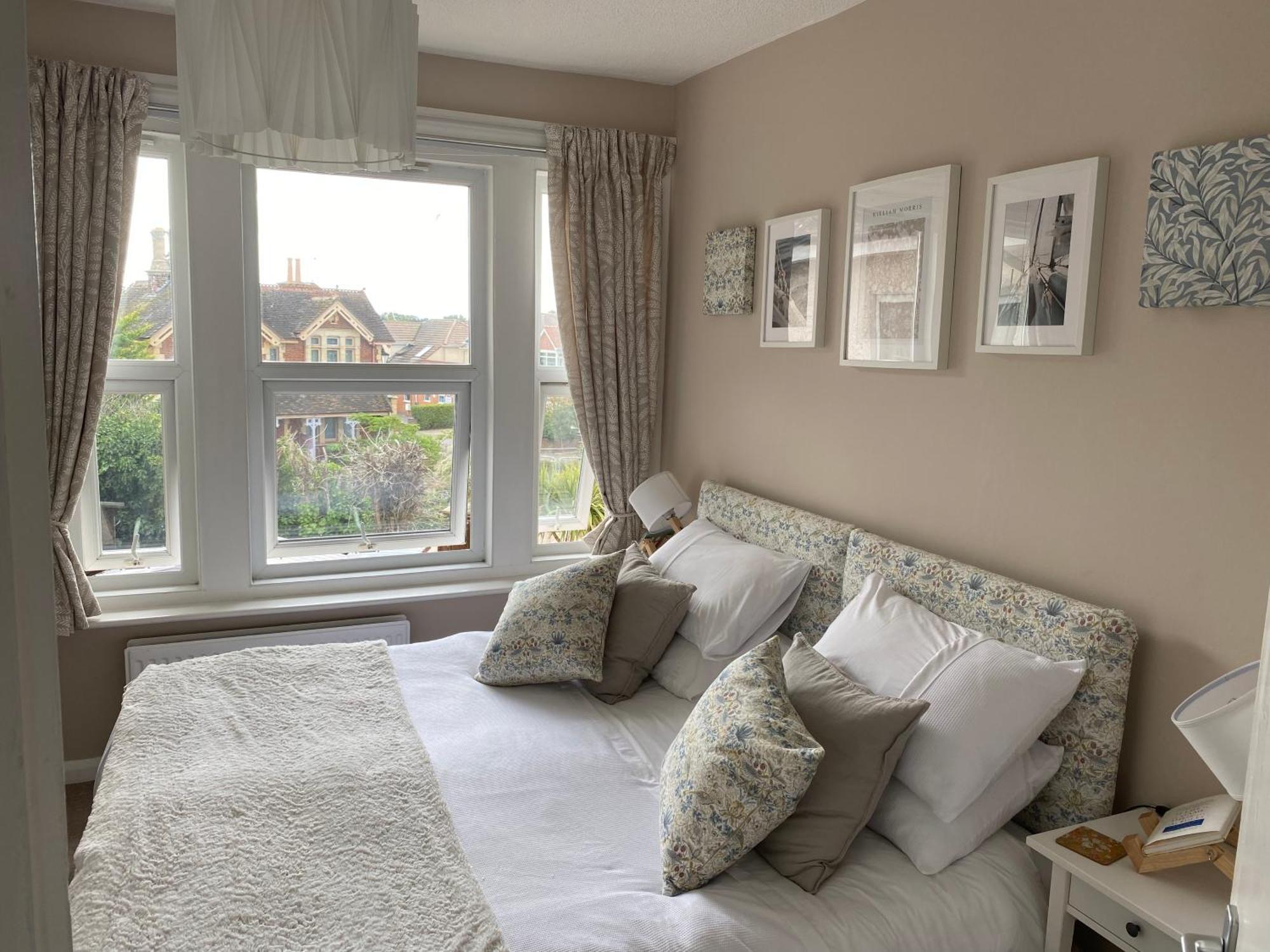 Отель Poole Park House Экстерьер фото