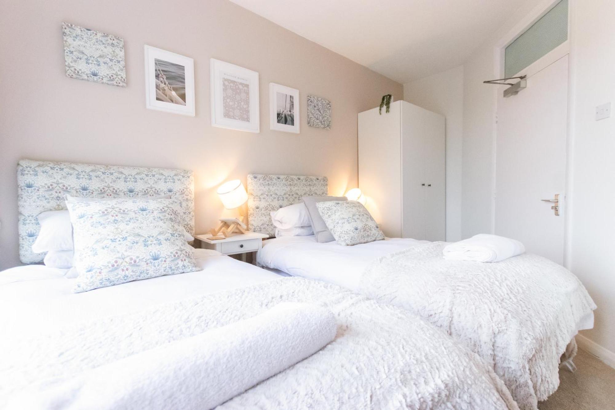 Отель Poole Park House Экстерьер фото
